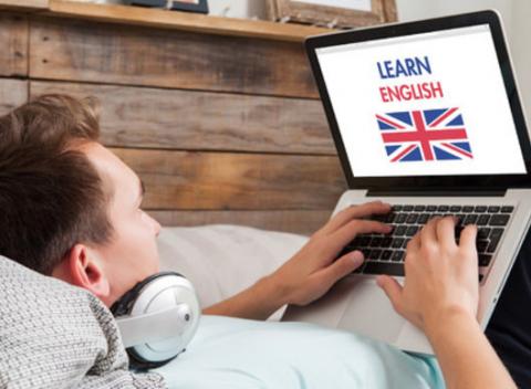 Naučte sa anglicky z pohodlia domova. Online jazykový kurz angličtiny na 12, 24 alebo 36 mesiacov s London Institute of English.