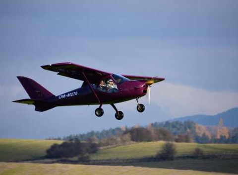 Zážitkový let v dvojmiestnom športovom lietadle s možnosťou pilotovania.