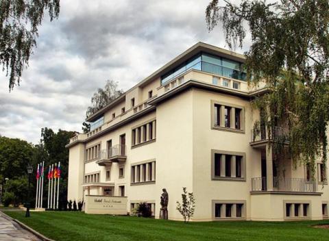 Doprajte si dokonalý relax pre telo i dušu v luxusnom Hotel Park Avenue****, v najznámejšom kúpeľnom meste na Slovensku v Piešťanoch. 