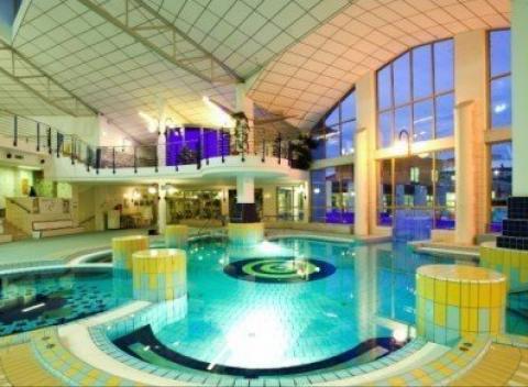 Perfektný relax a oddych vám zaručí Danubius Health Spa Resort**** v maďarských kúpeľoch Sárvár. Tešte sa na skvelú polpenziu a wellness. 