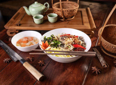 Ázijské jedlá vo vietnamskej reštaurácii Sapa Quan - mäsové, vegetariánske či vegánske jedlá.