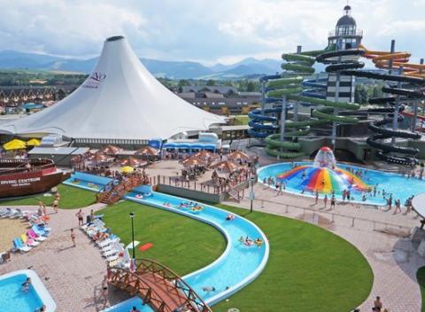 Užite si nekonečný relax v centre Bešeňovej. Pobyt v Hoteli Flóra** s raňajkami a zľavou do termálneho aquaparku Gino Paradise.