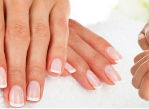 Krásne a žiarivé nechty vďaka japonskej manikúre P-shine s dlhodobým efektom. Dokonale upravené nechty podľa vašej predstavy.