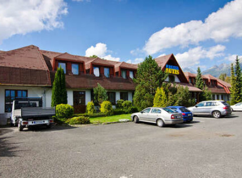 Dovolenka pod majestátnymi štítmi Tatier s polpenziou, saunou a 2 deťmi do 6 rokov v hoteli Autis***.