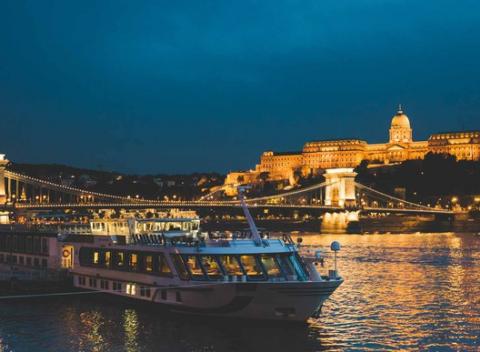 Objavte krásy jedného z najkrajších európskych miest - Budapešť s praktickým ubytovaním v Golden Park Hotel****.