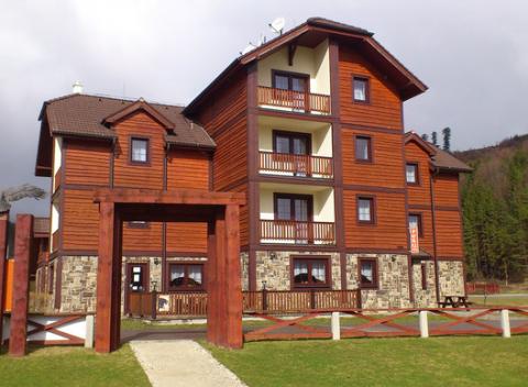 Zbaľte si všetky potrebné veci a hor sa do Valčianskej doliny! Jesenný relaxačný pobyt pre celú rodinu v Penzióne Perun*** Snowland. 