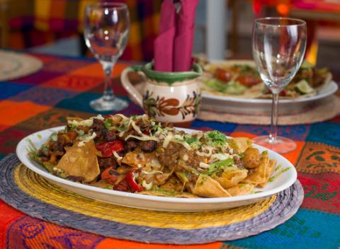 Mexická gastronómia s dávkou pikantnosti! Stavte na zmenu a pochutnajte si 2x na menu v mexickej reštaurácii Blue Agave.