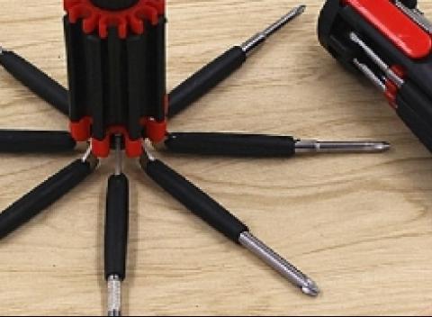 Praktický skrutkovač 8 v 1 vrátane s LED svetielkom pre prácu na tmavých miestach. Skladný pomocník pre jednoduché opravy.