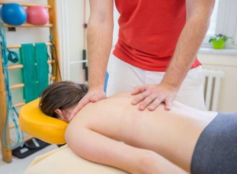 30 min. klasická masáž poskytovaná študentom v ŠNOP. V známom centre zdravia sa o vás postarajú.