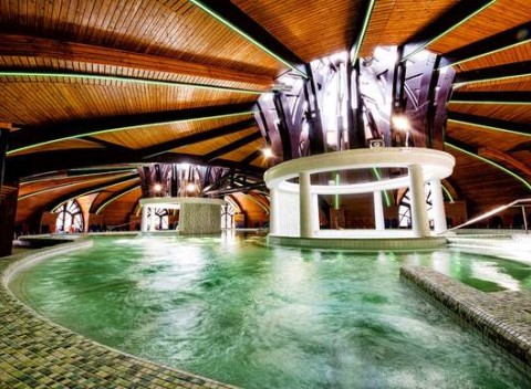 Hotel Venus*** s polpenziou a perfektnou polohou len 90 m od známych kúpeľov Zalakaros.