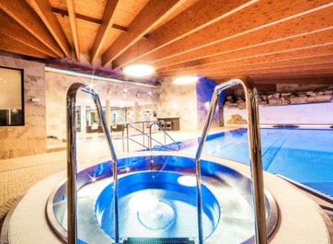 Wellness pobyt v Malej Fatre neďaleko Terchovej vo Village Resort Hanuliak****.