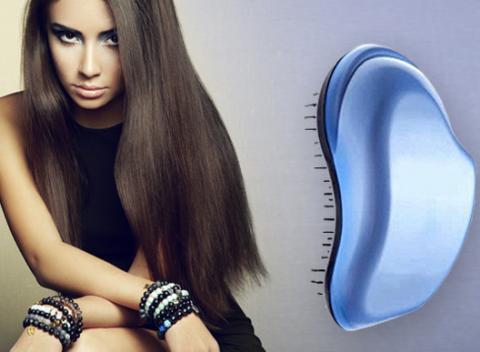 Šetrná kefa na rozčesávanie vlasov. Vďaka špeciálnym štetinám je táto vynikajúca kefa vhodná na všetky typy vlasov.