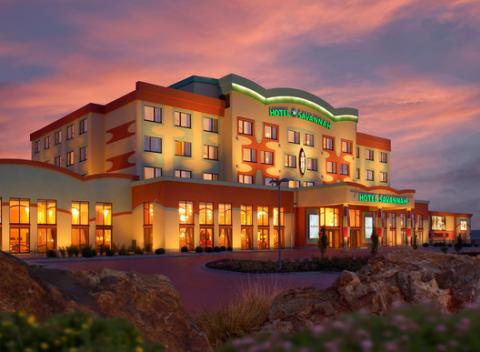 Skvelá dovolenka v stredovekom historickom meste Znojmo. Pobyt v hoteli Savannah****deluxe s polpenziou a neobmedzeným wellness.