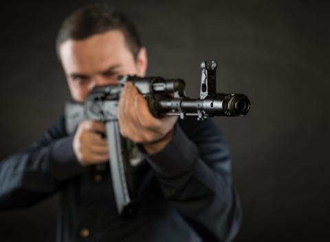 Vyskúšajte si ostrú streľbu zo zbrane podľa výberu v T&T Strelnici v Bratislave. Kombinácia adrenalínu a uvoľnenia v jednom.