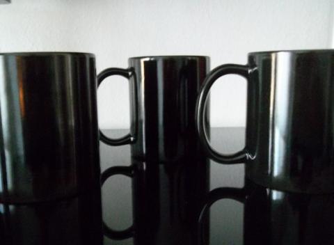 Jedinečný vianočný termo hrnček. Ranná káva, horúci čaj alebo sladké kakauko. Aj povinné ranné rituály sa môžu zmeniť na romantickú pohodu. 