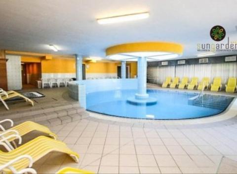 Rodinný wellness pobyt až s dvoma deťmi zdarma a polpenziou v luxusnom hoteli Marina-Port**** na pobreží jazera Balaton v Maďarsku. 