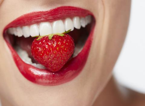 Kompletná dentálna hygiena pre zdravý chrup. Žiarivý úsmev nadovšetko za bezkonkurenčnú cenu. Starajte sa o svoje zúbky. 