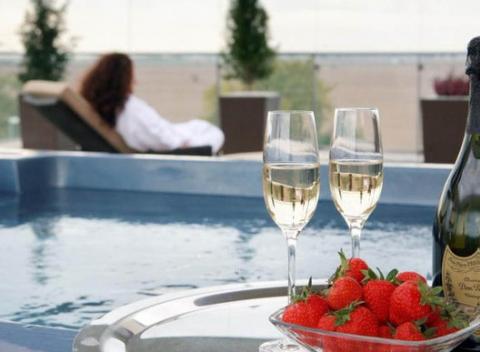 Doprajte oddych po náročnom dni nielen vášmu telu, ale aj vašej duši. Vstupy do wellness v Ponteo Activity Park so saunami, vírivkou, kaďou.