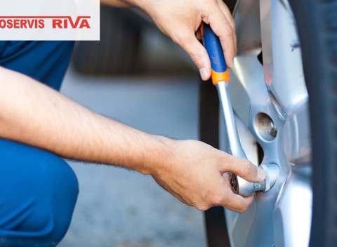 Prezujte v predstihu a bez stresu! Prezutie pneumatík vrátane vyváženia kolies v Lamači.