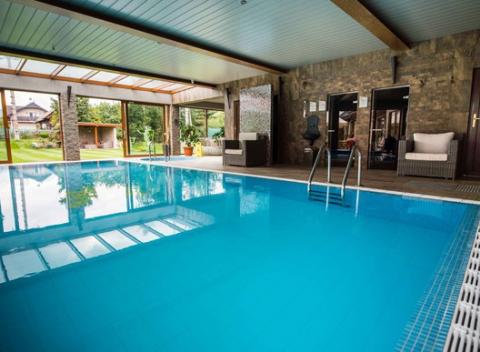 Jedinečná dovolenka v rodinnom penzióne Aqua & Wellness Resort Alžbeta v Jasnej-Demänovskej doline, kde si môžete dopriať nerušený relax.  