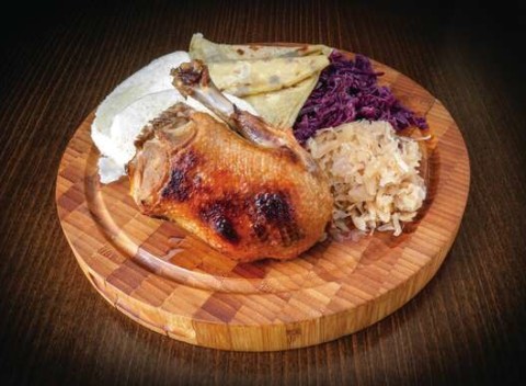 Maďarské kačacie hody s donáškou po celej BA (aj možnosť polievky a vína).