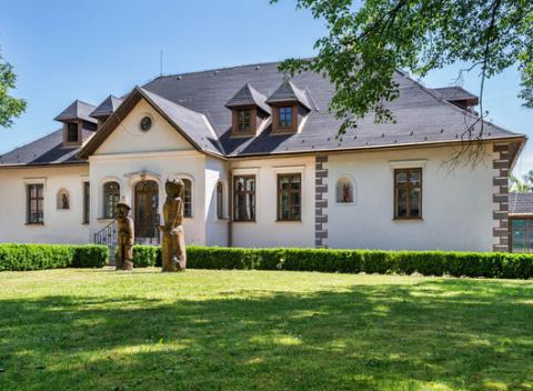 Späť do čias renesancie s pobytom v historickom kaštieli Benice. Romantická rodinná dovolenka s polpenziou uprostred Turčianskej kotliny.  