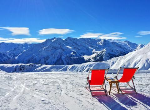 Splňte si sen o dokonalej zimnej dovolenke. Vydajte sa za lyžovačkou do 4* hotela Gutshof Zillertal v srdci rakúského Tirolska. 