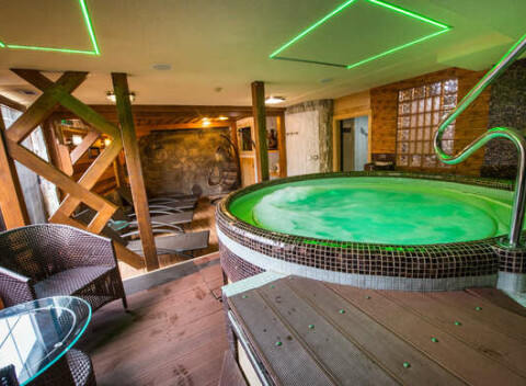 Zimna na Kysuciach s celou rodinou v Penzióne pri Trojičke***.