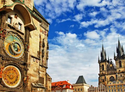 Praha je srdce Európy. Jedno z najkrajších miest sveta. Pobyt v Prahe pre dvoch s dieťaťom do 12r. zadarmo a raňajkami v hoteli Pankrác***.