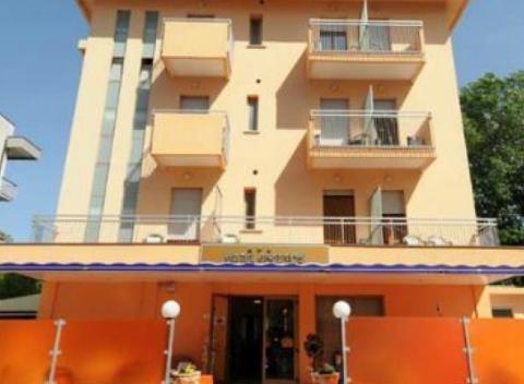 Zabudnite na starosti a doprajte si skvelú dovolenku v talianskom letovisku Rimini. Pobyt s polpenziou v 3* hoteli Prestige neďaleko pláže. 