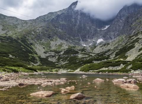 Rodinná atmosféra, poriadne raňajky a celé 3 dni na objavovanie našich veľhôr. Pobyt v penzióne Pohoda vo Veľkej Lomnici.