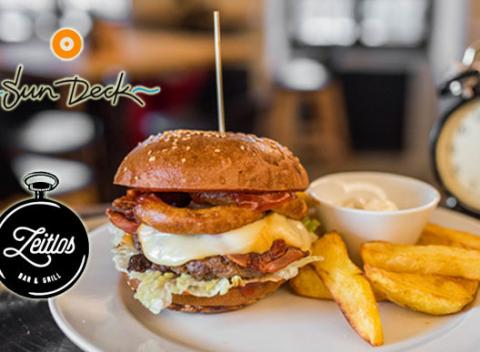 Pulled Pork Burger, Cheese Burger alebo BBQ Cheese Burger v štýlovom bare Zeitlos na Zámockých schodoch pod bratislavským hradom. 