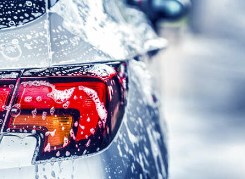 Kompletné umytie auta aj s tepovaním interiéru TORNADOROM a impregnáciou tesnení.