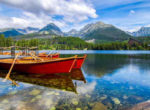 Dovolenka s najkrajším výhľadom na Tatry a ubytovaním v útulnej Vile Hana v Novej Lesnej so stravou.
