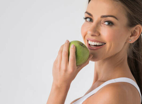 Komplexná dentálna hygiena s fluoridáciou v dentálnom centre Verona v Prešove.