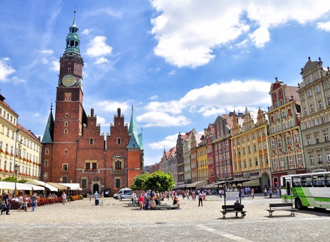 Vydajte sa v ústrety zážitkom a wellness hýčkaniu do štýlového hotela Orient Palace v Poľsku. Pobyt pre dvoch s polpenziou. 