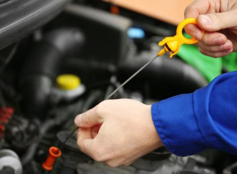 Výmena oleja a olejového filtra. Nečakajte až sa vám váš štvorkolesový miláčik pokazí a vezmite ho na výmenu oleja už dnes.