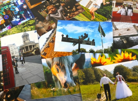 Kvalitná a rýchla tlač fotografií vo veľkosti 9×13 cm alebo 10×15 cm. Nenechajte svoje spomienky zapadnúť prachom v počítači. 