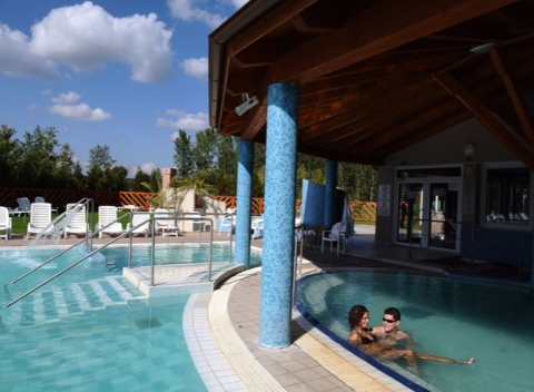 Komfortné ubytovanie s polpenziou v penzióne Zlatný Potok*** Mútne, oddych vo wellness, agroturistika to všetko vás čaká na Hornej Orave. 