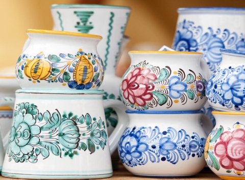 Vyrazte na výlet do malebného mestečka neďaleko Bratislavy - do Modry. Pobyt pre 2 s wellness, polpenziou a bowlingom v Penzión Clube M.K.M.