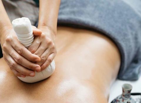 Čínska masáž či kúpeľ nôh z tradičných tibetských bylín alebo z mlieka s perlami. Spôsob ako sa zbaviť napätia a rozprúdiť životnú energiu. 