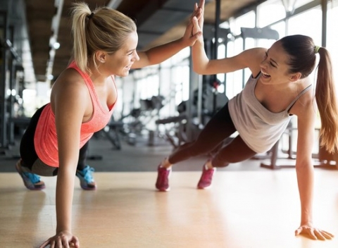Vstupy do komplexného fitness centra Tryskáč, ktoré je vhodné pre celú rodinu. Vybrať si môžete skupinové či individuálne cvičenie. 