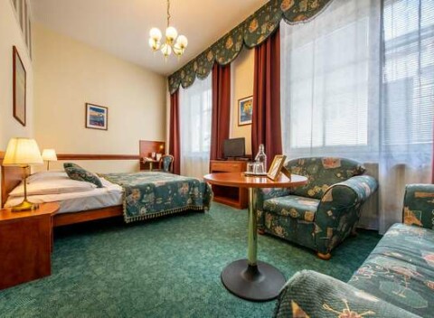 Hotel Arcus*** len 10 min. pešo od centra Bratislavy, s priestrannými izbami a možnosťou parkovania.