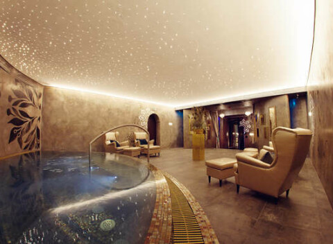 Romantický pobyt pre dvoch v Boutique Hoteli Zlatý Kľúčik**** s wellness, masážou a 5-chodovou večerou.