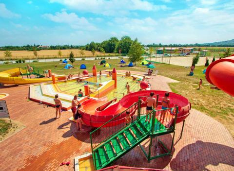 Rodinný pobyt s polpenziou a vstupom do termálov v penzióne Deja Vu v maďarskom mestečku Celldömölk.