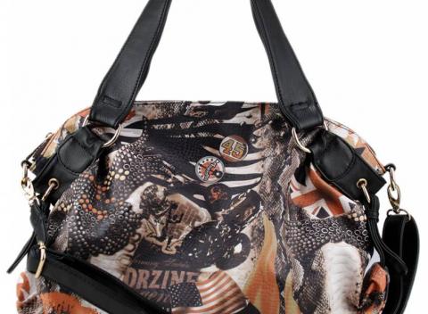 Dámska alebo dievčenská športovo elegantná kabelka Funny - hnedá, na každodenné používanie.