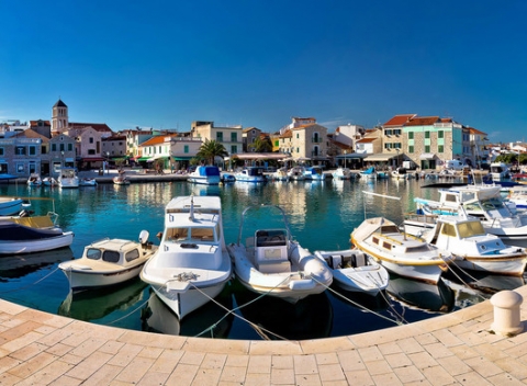 Pred či posezónny pobyt pri mori v obľúbenej chorvátskej destinácii Vodice a Vodice-Tribunj.