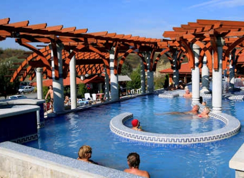 Pobyt v krajine termálov v meste Eger. V cene raňajky i vstup do jedných zo 4 termálnych kúpeľov.