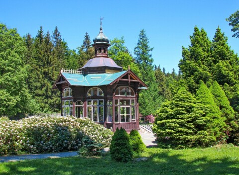 Jeseníky pri Karlovej Studánke v Penzióne Stonožka s polpenziou a wellness + dieťa do 12 r. zdarma.