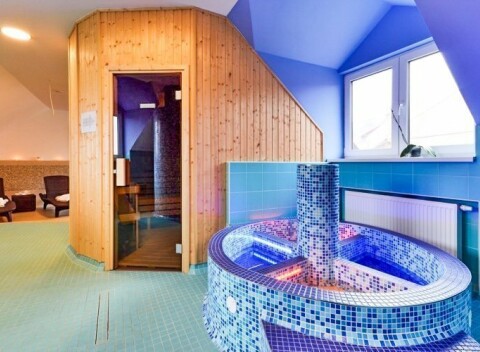 Relaxácia pri Kroměříži: Wellness Penzión Zlobice ***+ s wellness, procedúrami, tenisom a raňajkami.